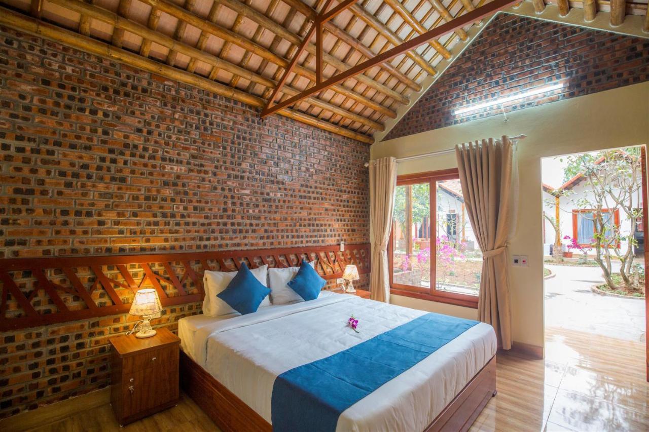 Tam Coc Serene Bungalow นิญบิ่ญ ภายนอก รูปภาพ